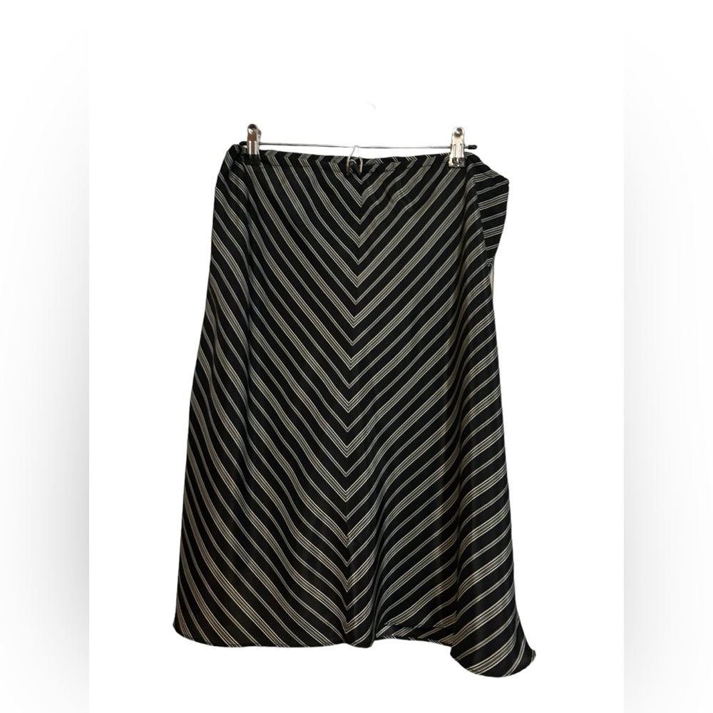 New York & Company Flare Skirt - Size L